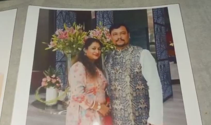 sowmin roy with his wife