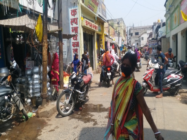 rickshaw and auto drivers survival issue due to corona pandemic in jamtara