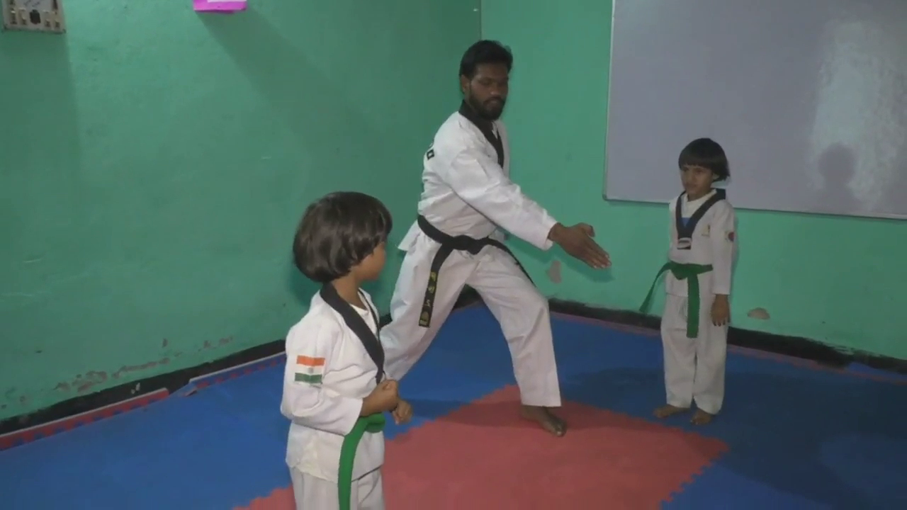 twin sisters rocking in Taekwondo of Giridih