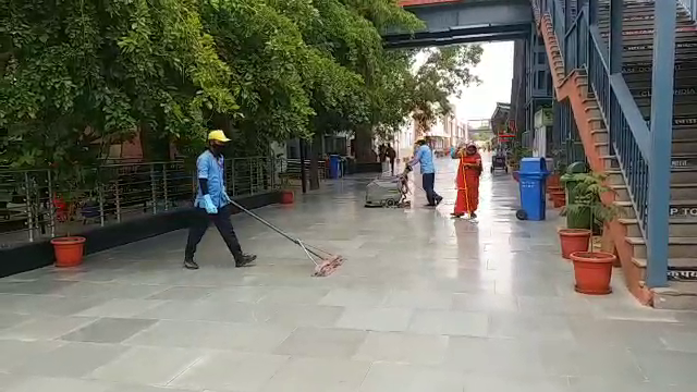 Strict action being taken at the railway station in Jodhpur