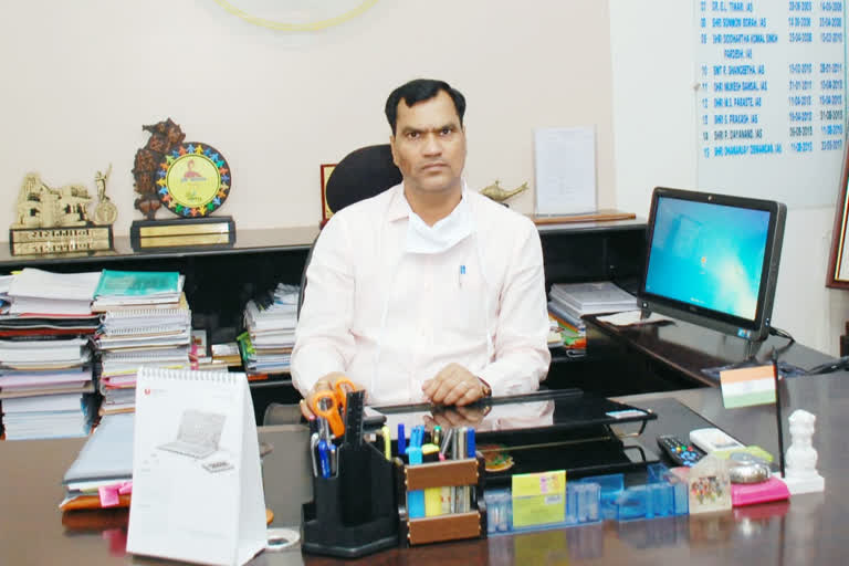 Kawardha Collector Ramesh Kumar Sharma