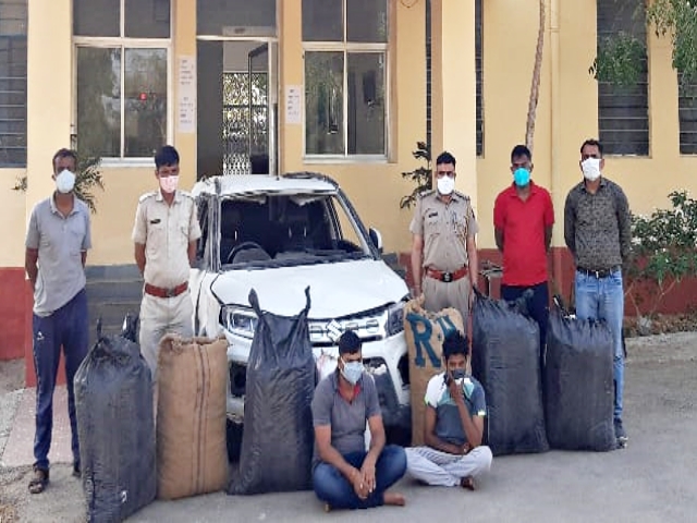 crime news  crime in rajasthan  smuggler arrested  117 kg doda sawdust  चित्तौड़गढ़ न्यूज  डोडा चूरा  तस्कर  राजस्थान क्राइम  मादक पदार्थ