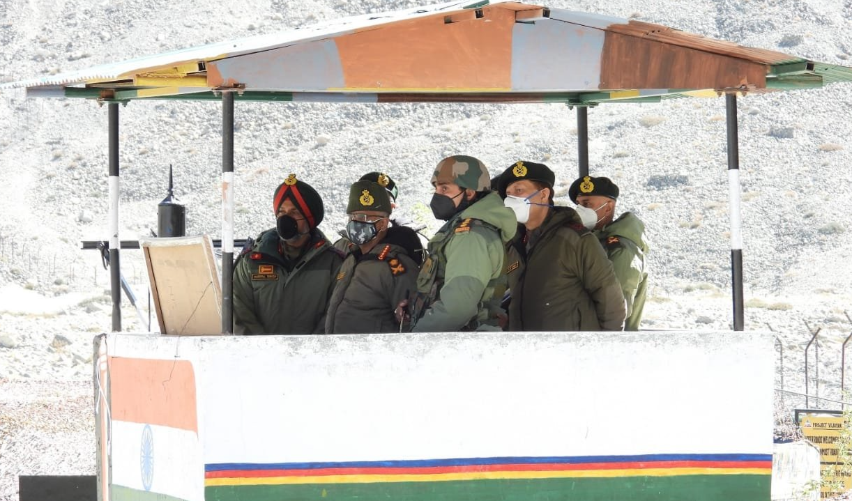 DEF ARMYCHIEF LADAKH