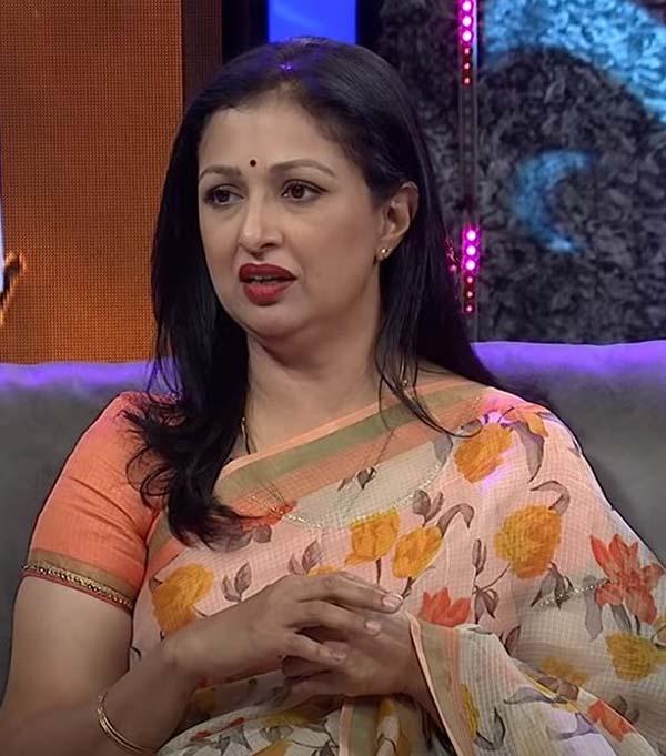 actress gouthami