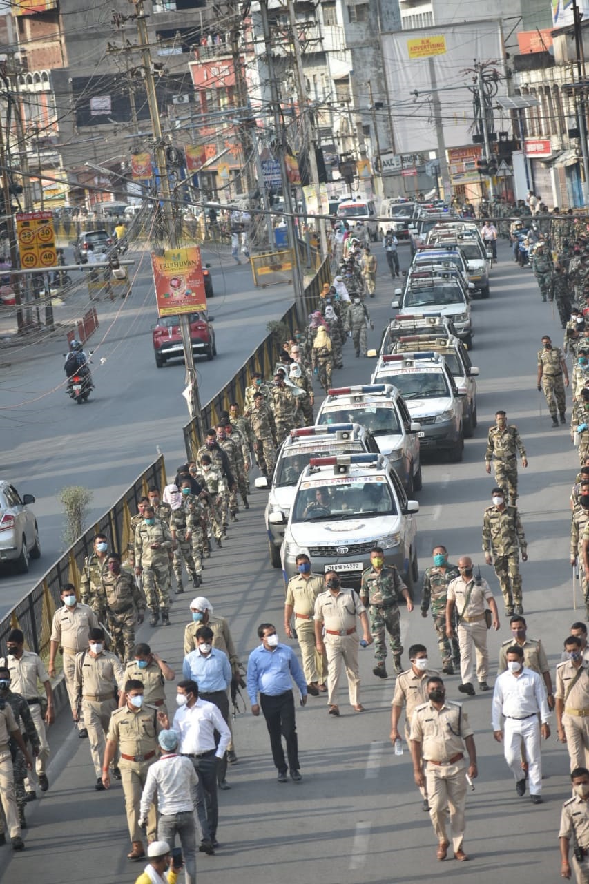 police flag march in ranchi