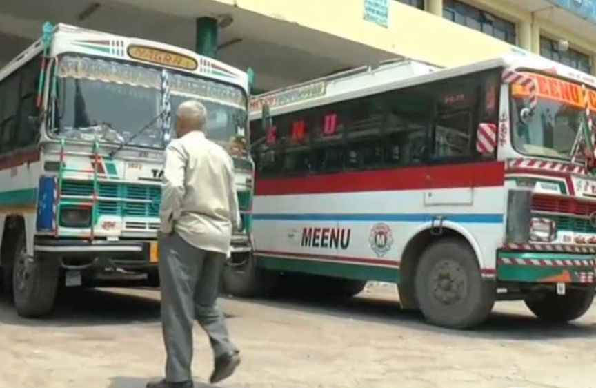 Private bus operators strike in Sirmaur, सिरमौर में निजी बस ऑपरेटर्स की हड़ताल