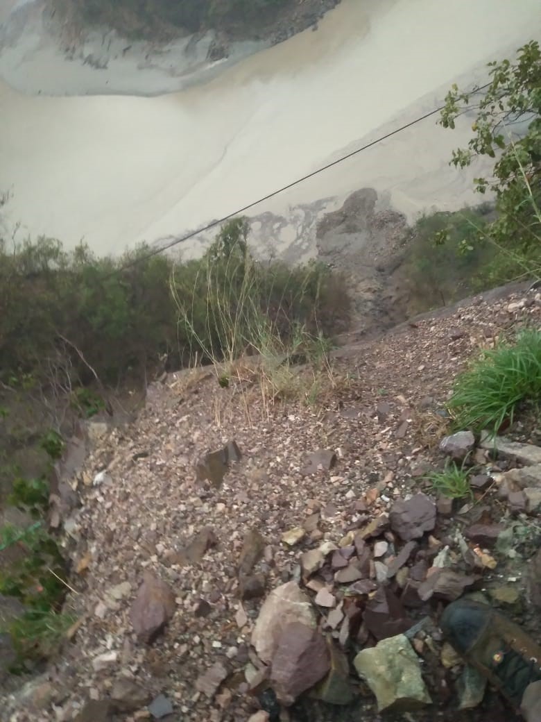 ഉത്തരാഖണ്ഡിൽ മേഘവിസ്ഫോടനം  cloudburst in uttarakhand  Uttarkashi  Several houses damaged