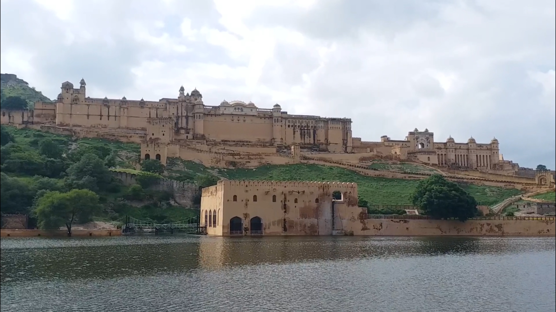 Tourism Industry of Rajasthan,  Crisis on tourism industry again