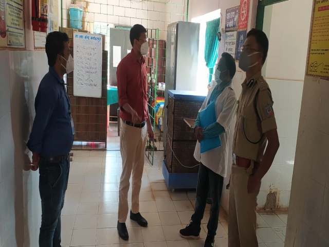 dc conducted surprise inspection of community health center in chaibasa