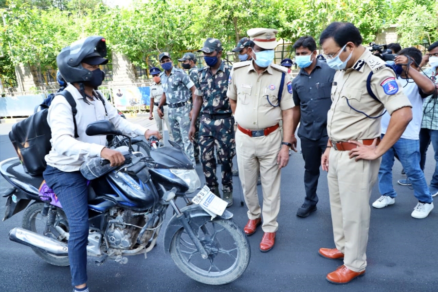 cps inspections in several areas in hyderabad on lockdown