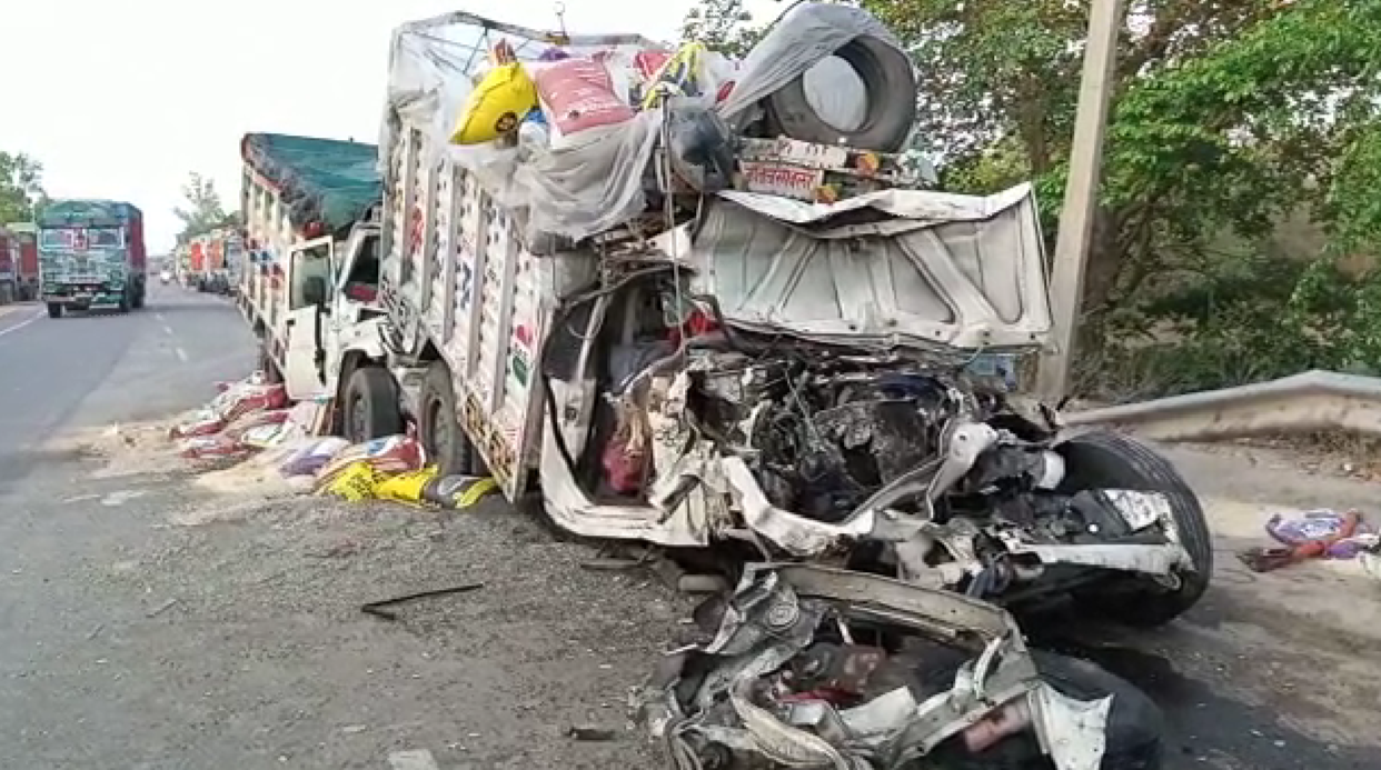 road accident on nh 232