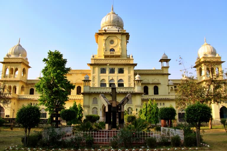 Lucknow University