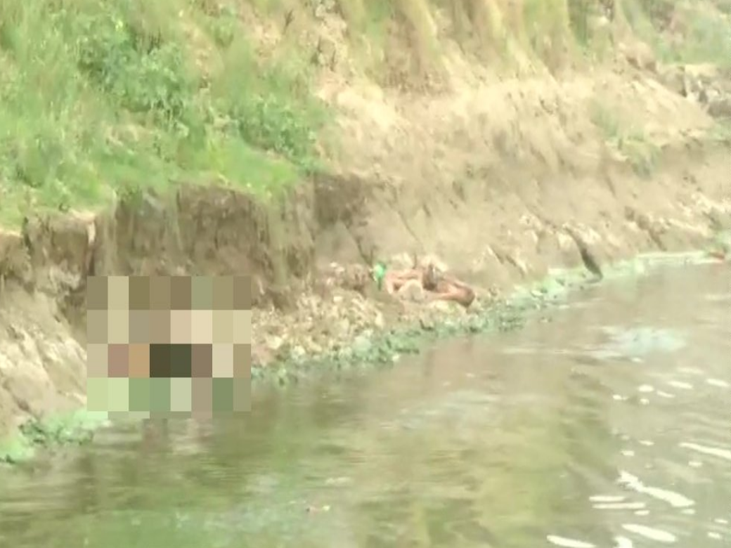 dead bodies in ganga