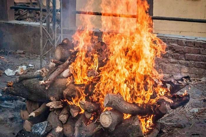 funeral become costlier,  scarcity of wood for the pyre