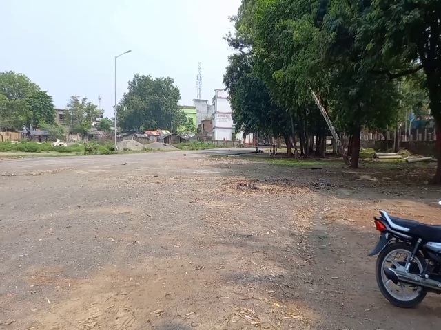 lockdown effect in sahibganj, bus stands are vacant