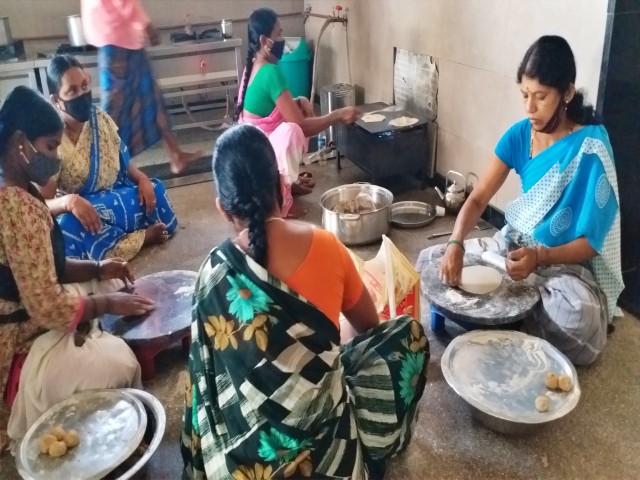 Koppal Gavi Math Distributing food