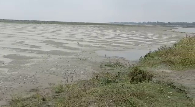 বাৰিষা সমাগত : উন্মুক্ত মথাউৰিক লৈ চিন্তিত লাহৰীঘাটবাসী