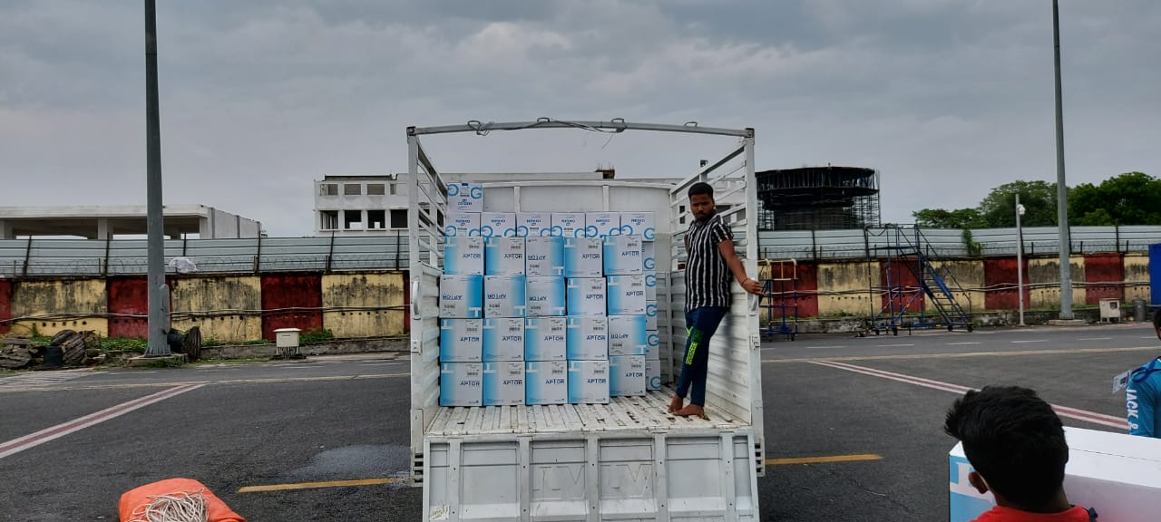 health equipment reached patna with special aircraft