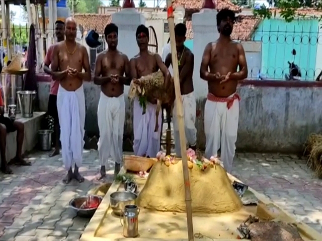 Oraon community in chaibasa worshiped god to keep away impurities including corona