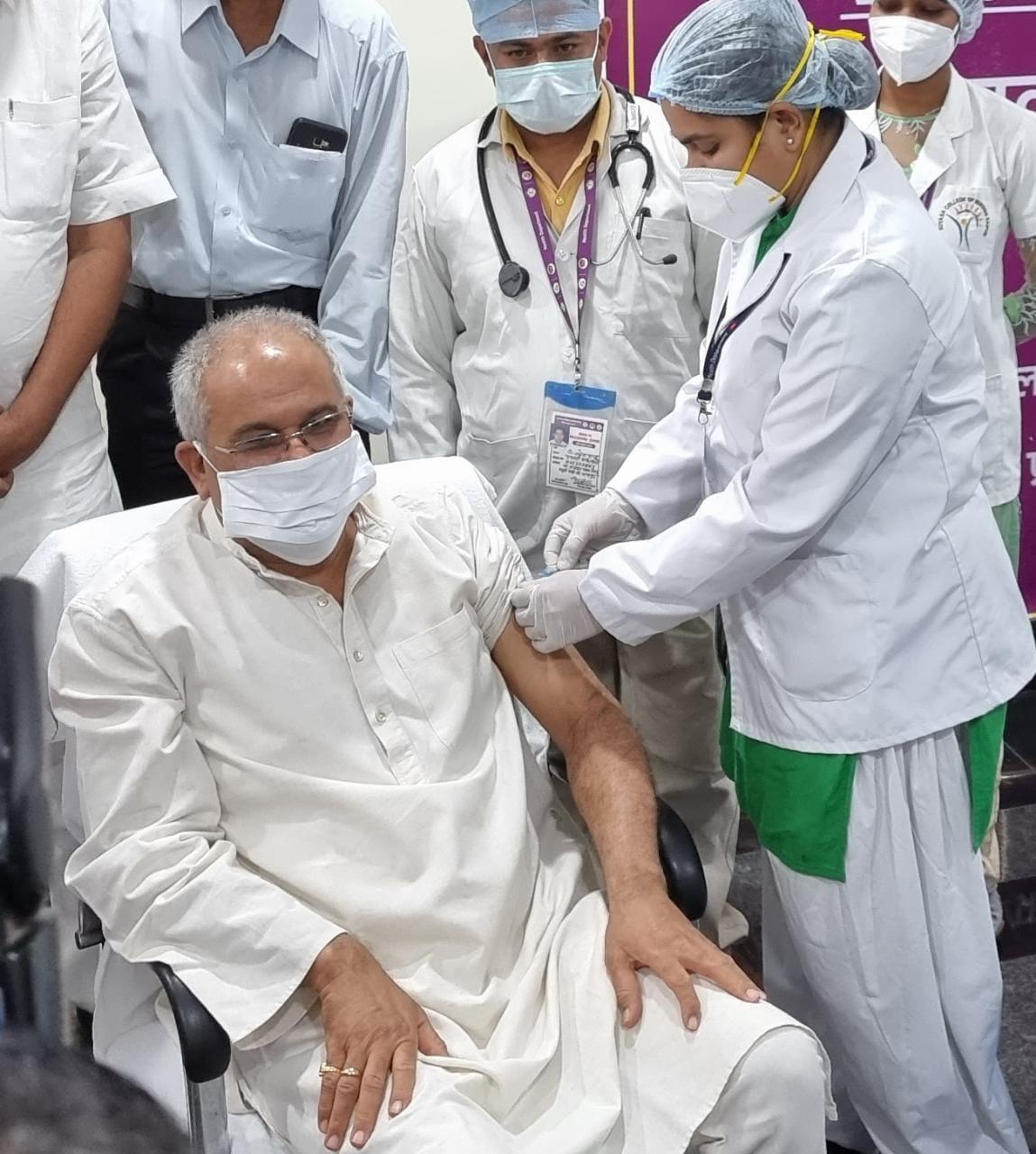 cm bhupesh baghel gets second dose of corona vaccine