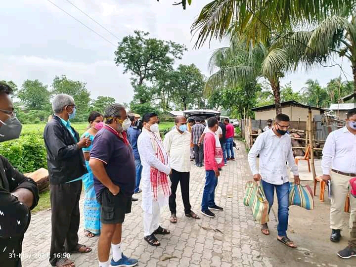 কণ্টেইনমেণ্ট জ’ন পৰিদৰ্শন সাংসদ দিলীপ শইকীয়া