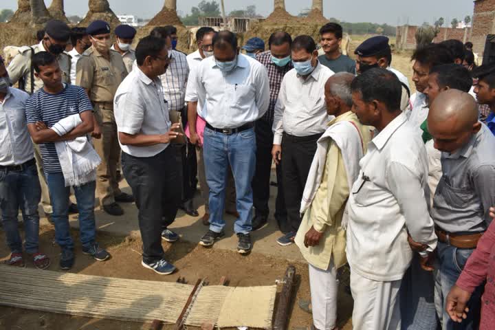 DM visited Rampur village in Bodh Gaya