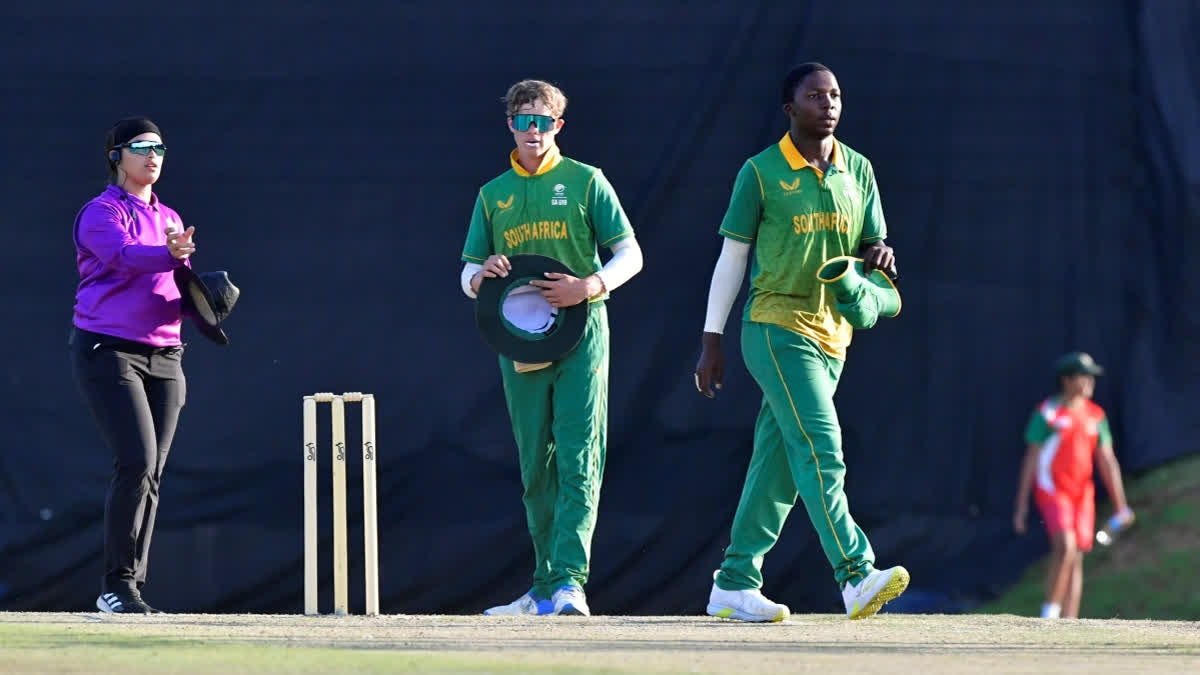 David Teeger has been relived off his captaincy duties on Friday by Cricket South Africa following fear of protests over his position regarding the Gaza-Israel conflict.