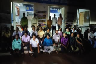 waiting protest against Karur district CEO