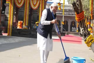 pm modi mandir swachata