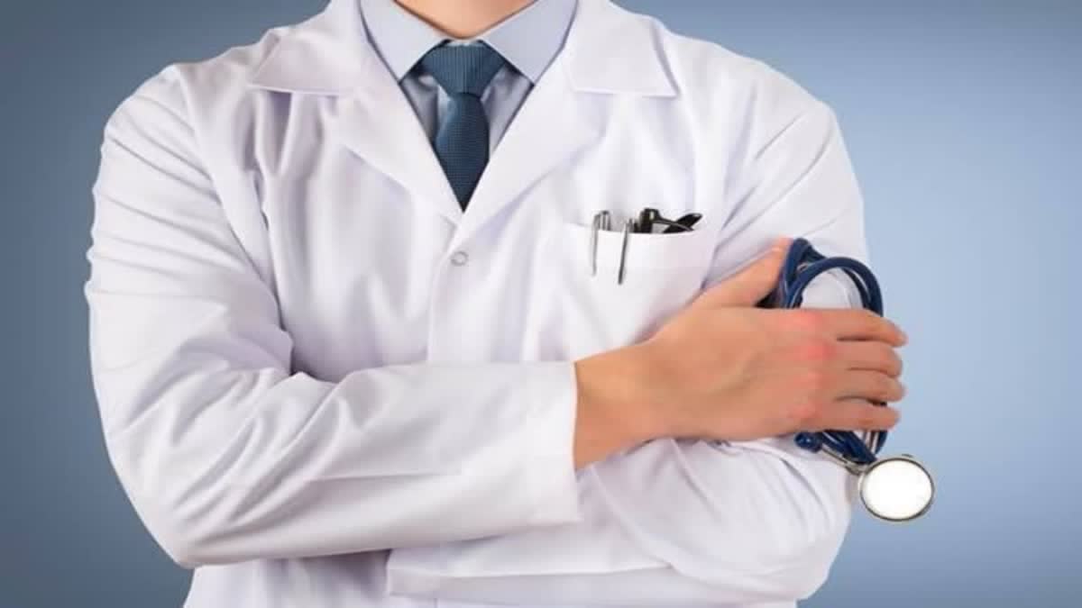 fake doctors are committing fraud