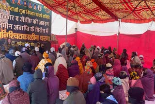 Silent hunger strike by farmers