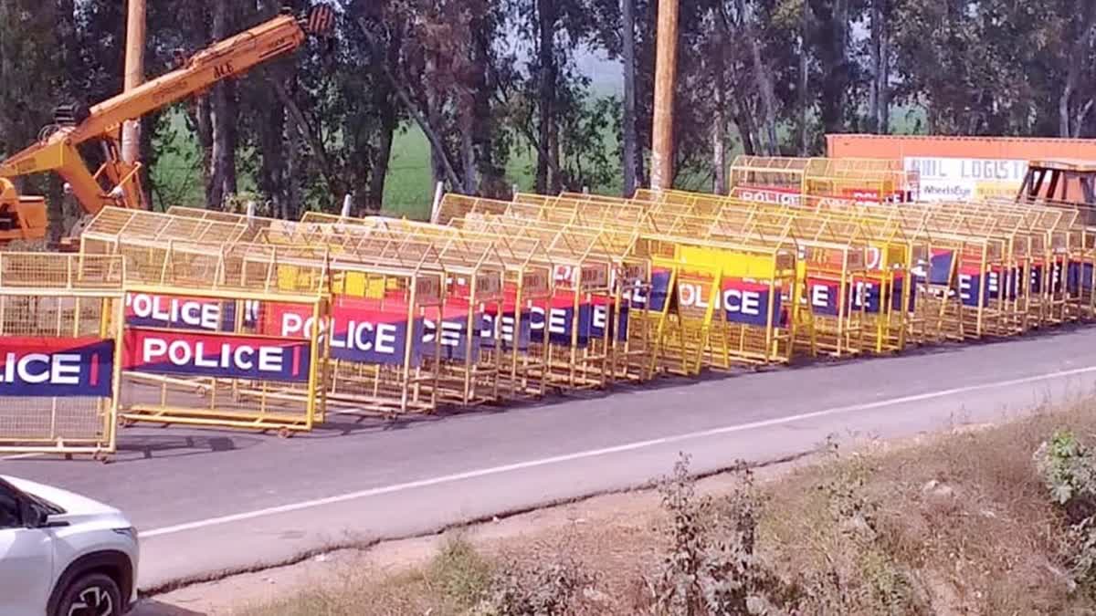 barricading on Delhi borders ahead of farmers protest