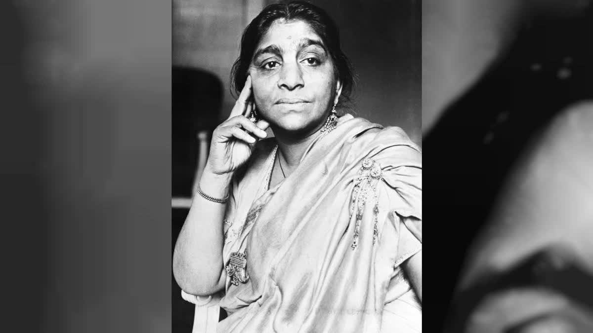 Sarojini Naidu, born in 1879, was a scholar with academic brilliance and cultural richness. She studied at the University of Madras, King's College, London, and Girton College, expanding her horizons.