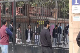 Delhi school gets bomb threat