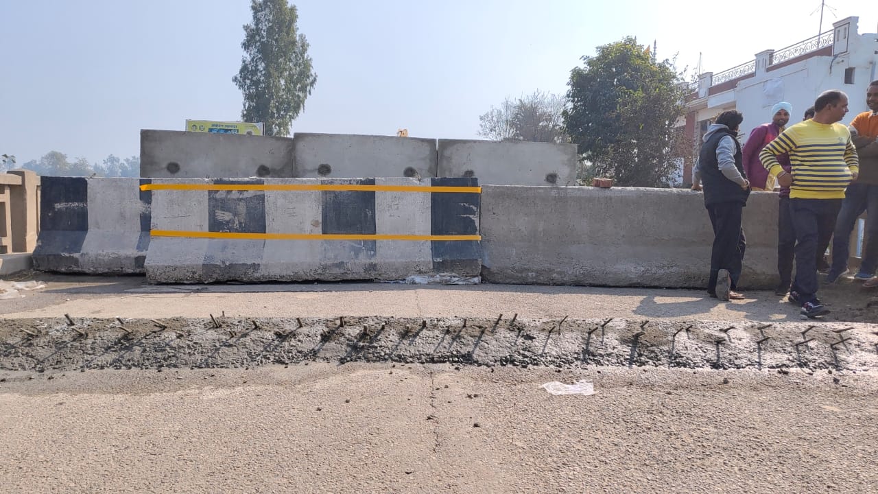 haryana punjab border seal in Kurukshetra