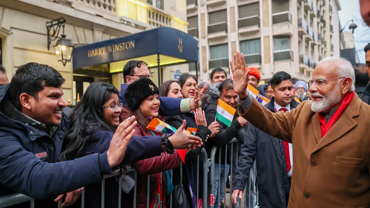 Indian diaspora in Marseille welcomes PM Modi with enthusiasm