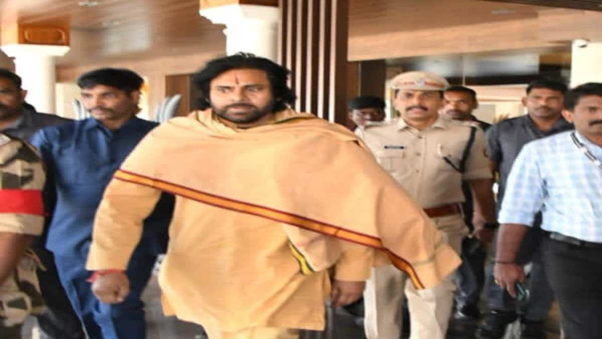 Pawan Kalyan begins temple tour to Kerala Tamil Nadu