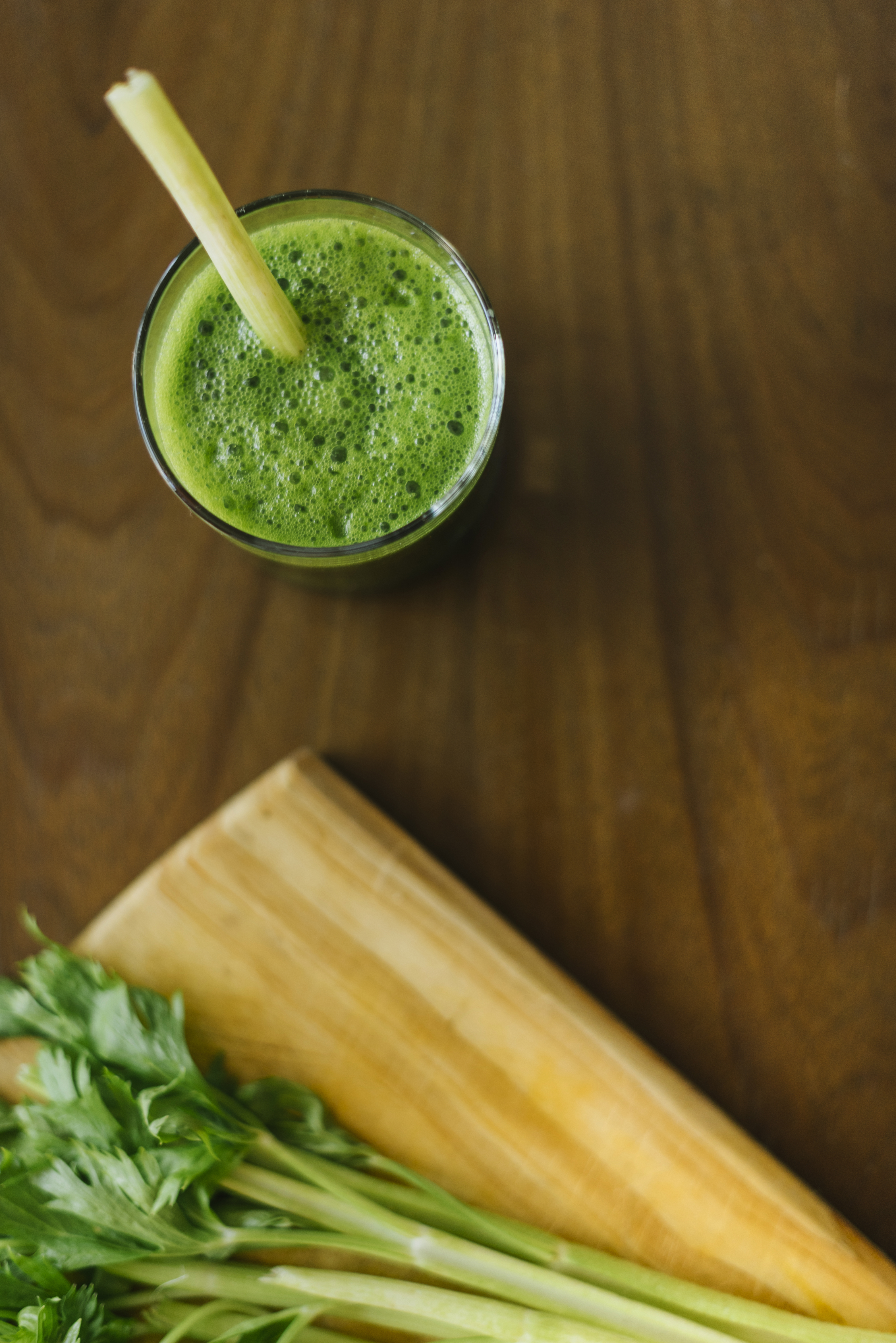 What happens if you drink green coriander juice on an empty stomach in the morning? Know how to drink it