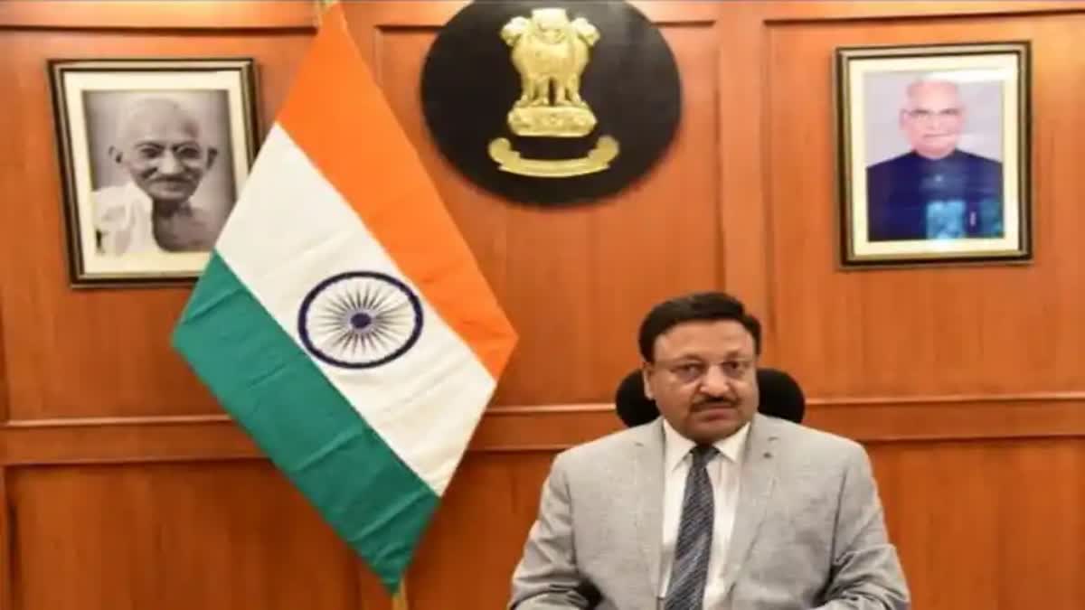 CEC Rajiv Kumar Briefs Observers