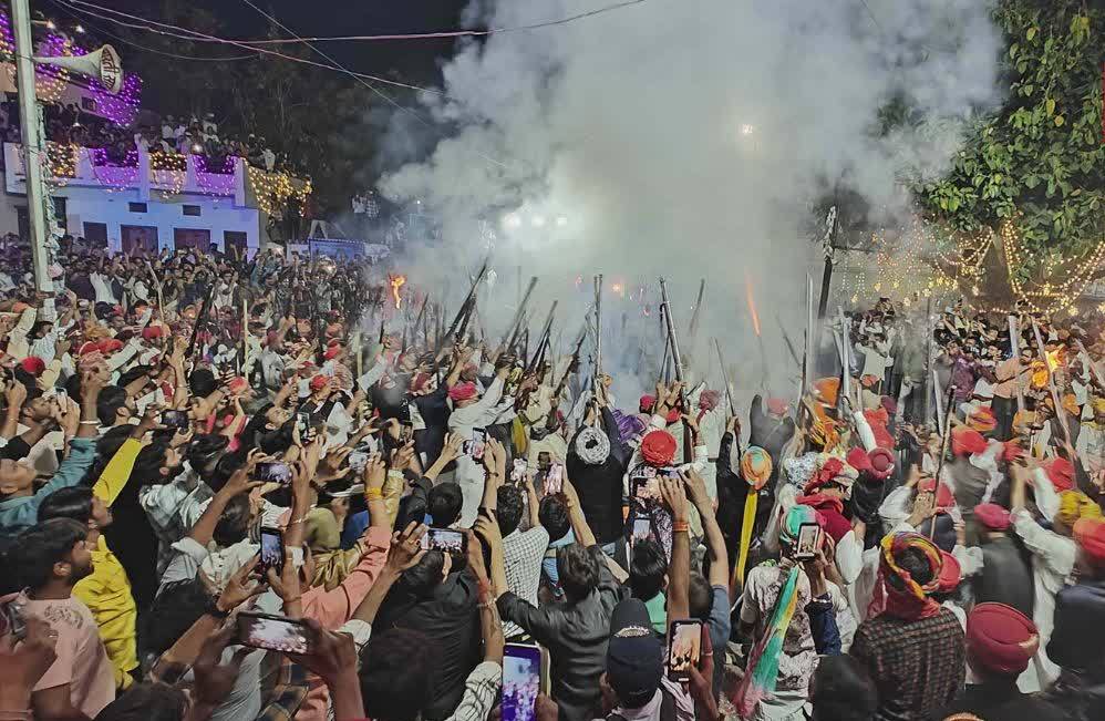 pushkar holi festival 2025