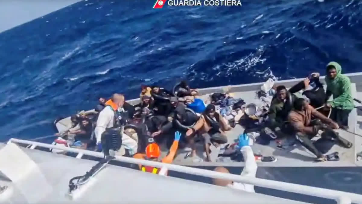 Italian Coast Guard rescues 22 people after shipwreck, 9 bodies recovered, 15 missing
