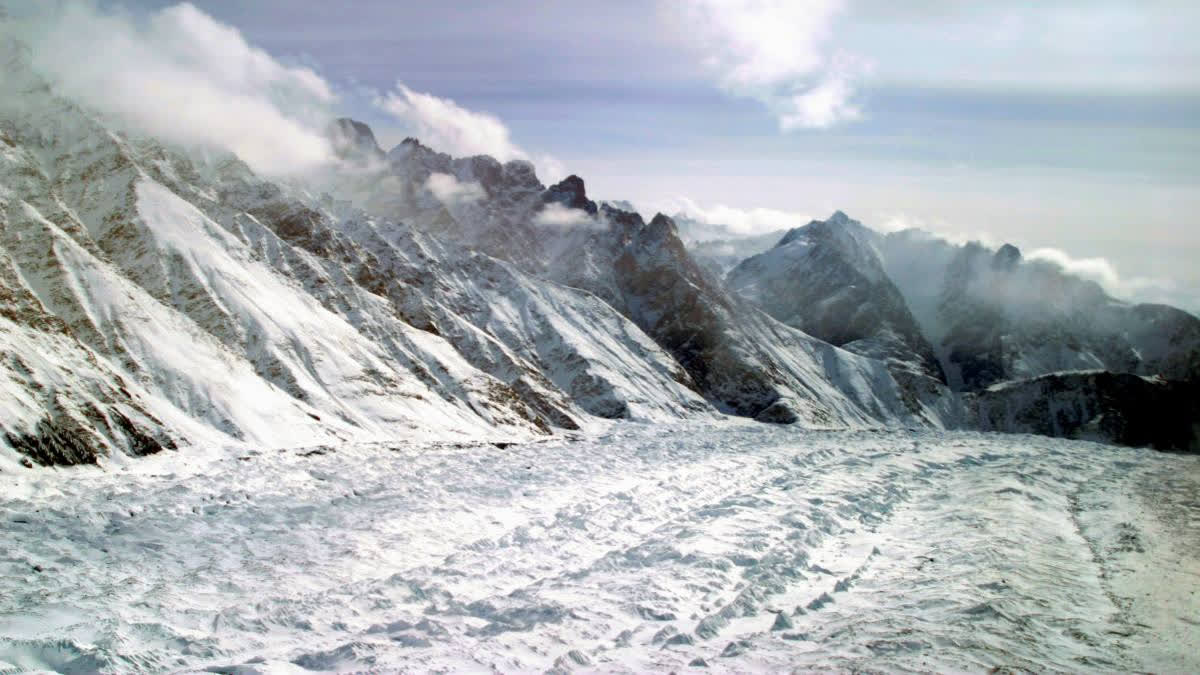 Siachen Glacier, in the Karakoram Range, shares borders with Pakistan and China. Known for harsh conditions, it has caused disputes between India and Pakistan due to unclear demarcation.