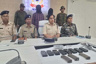 Cops Bust Inter-State Illegal Weapon Smuggling Ring, Huge Cache of Arms Seized From Palamu