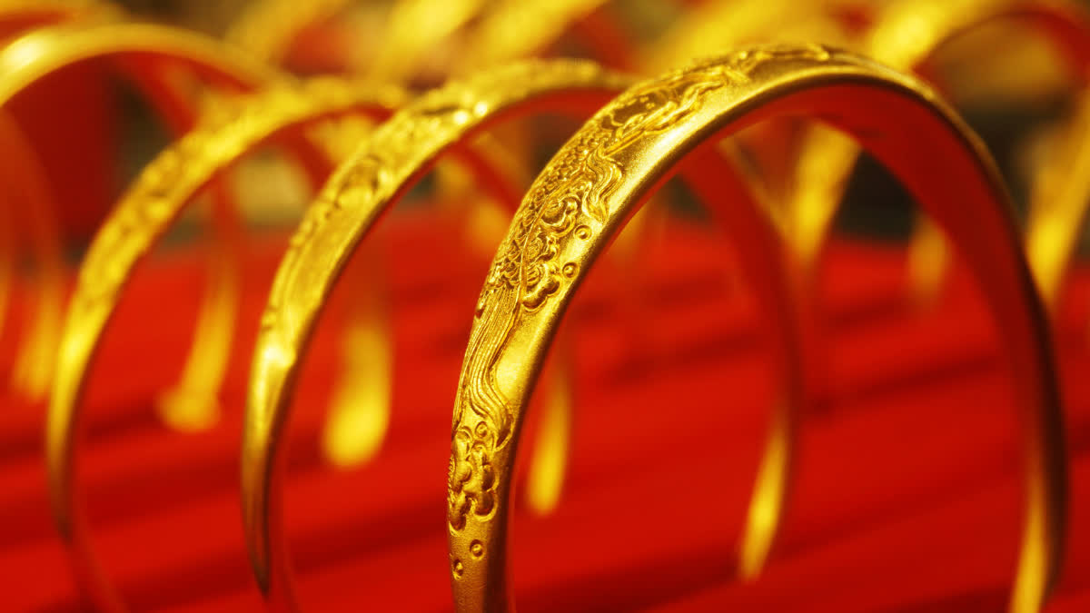 GOLD PRICES RISE