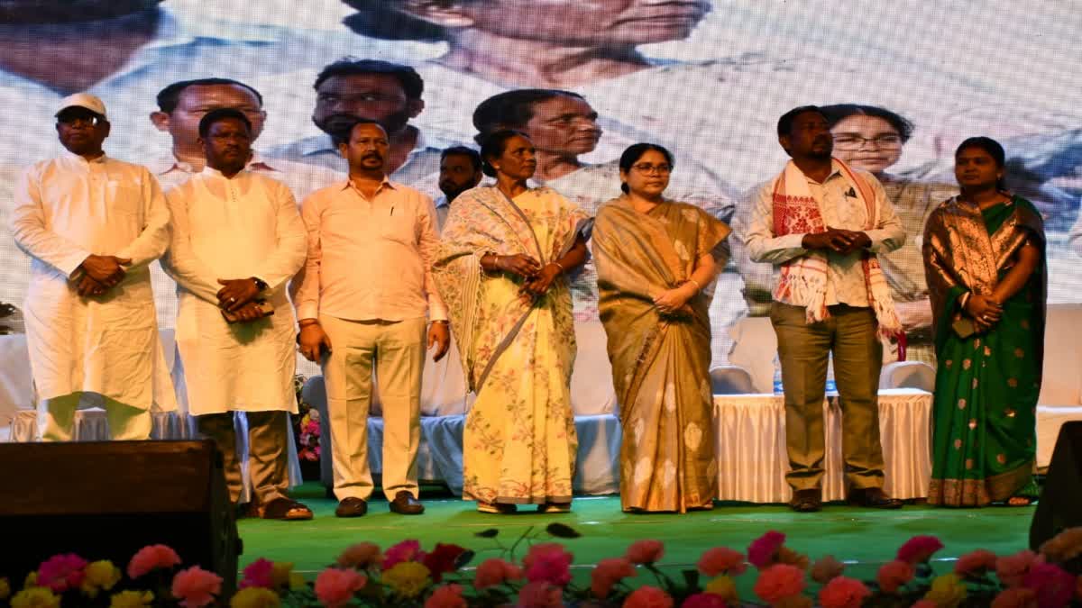 chaitra-festival-chhau-mahotsav-inaugurated-in-seraikela
