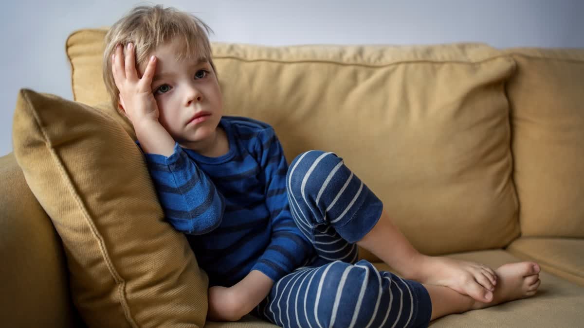 AUTISM SIGNS IN CHILDREN  HOW TO FIND AUTISM  CHILDREN HEALTH CARE  TREATMENT FOR AUTISM
