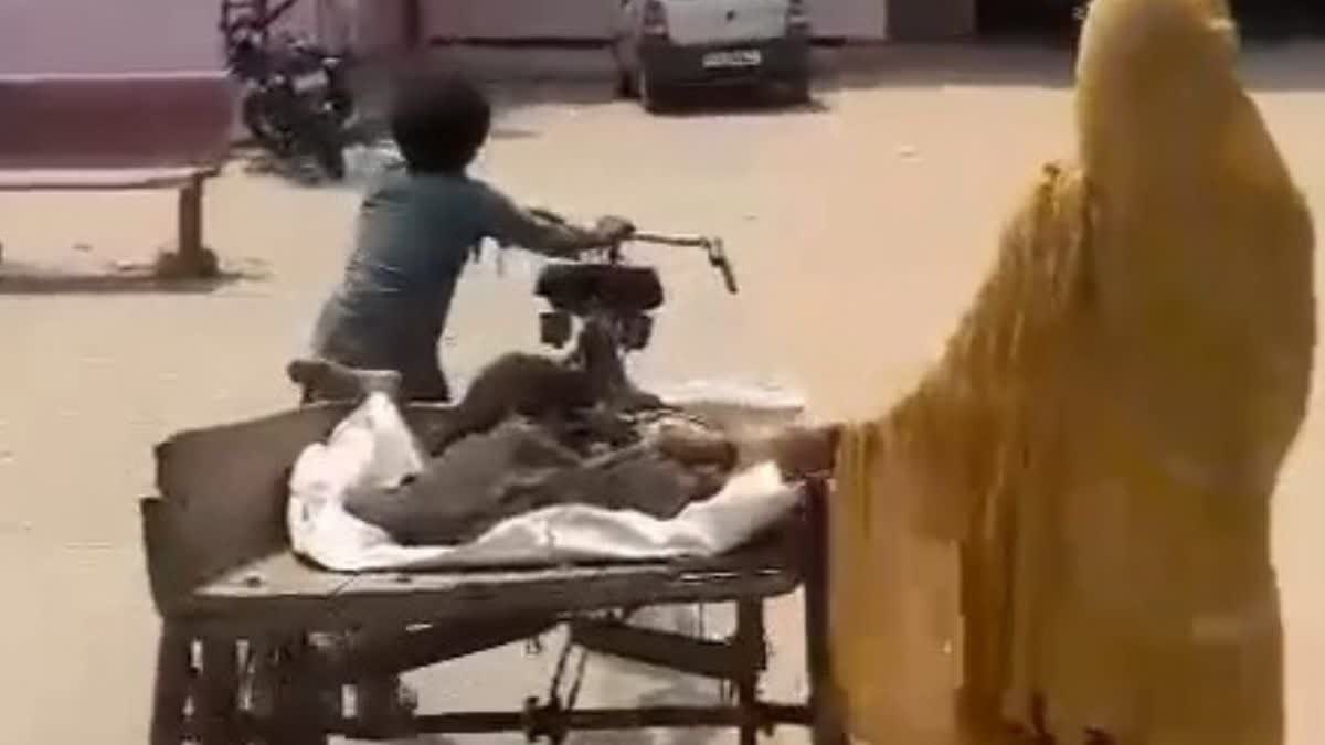 raebareli seeing injured brother pain minor brother brought him hospital on cart