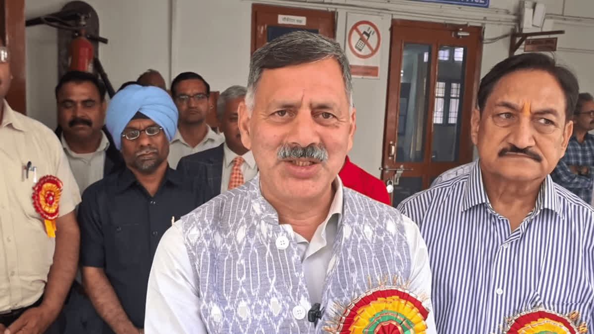 तकनीकी शिक्षा मंत्री राजेश धर्माणी