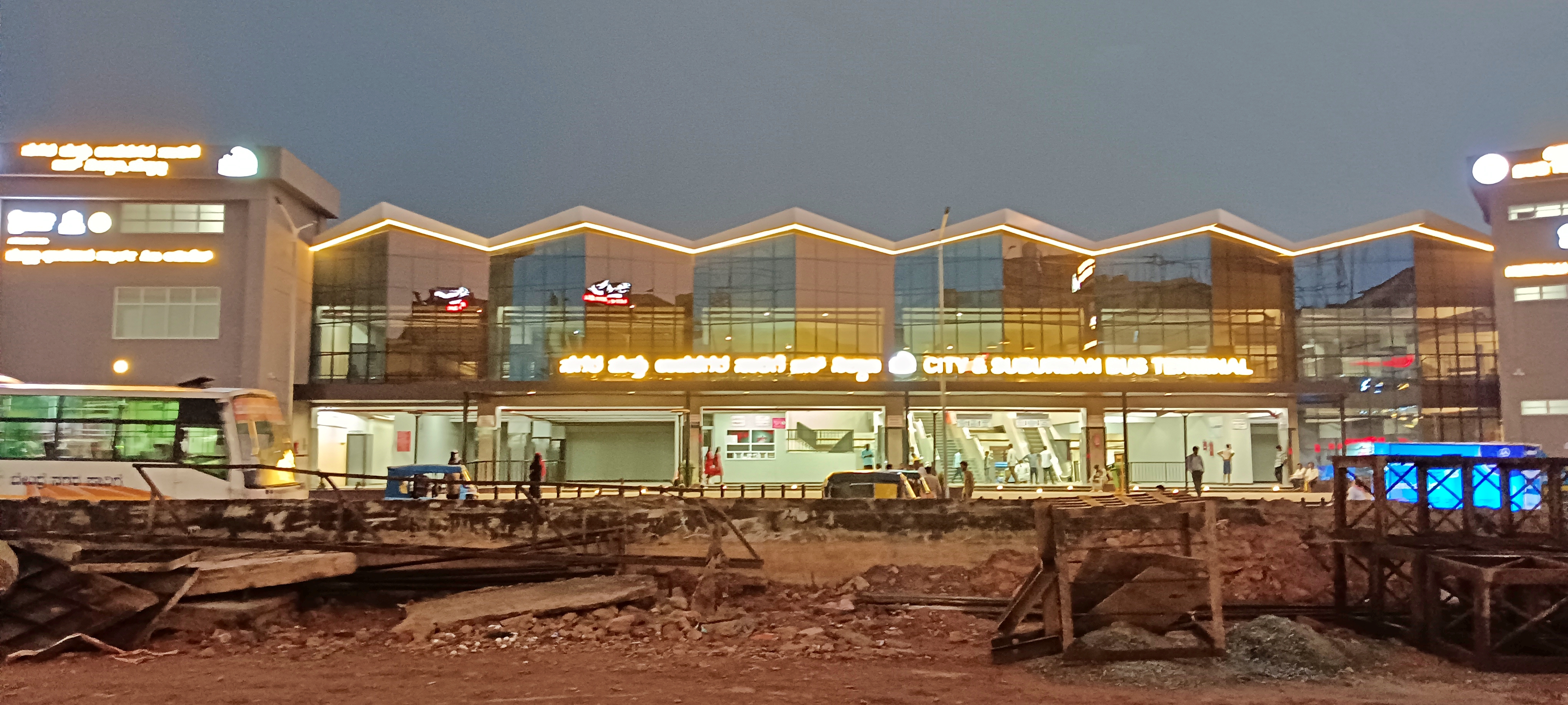 Hubballi Old Bus stand closes