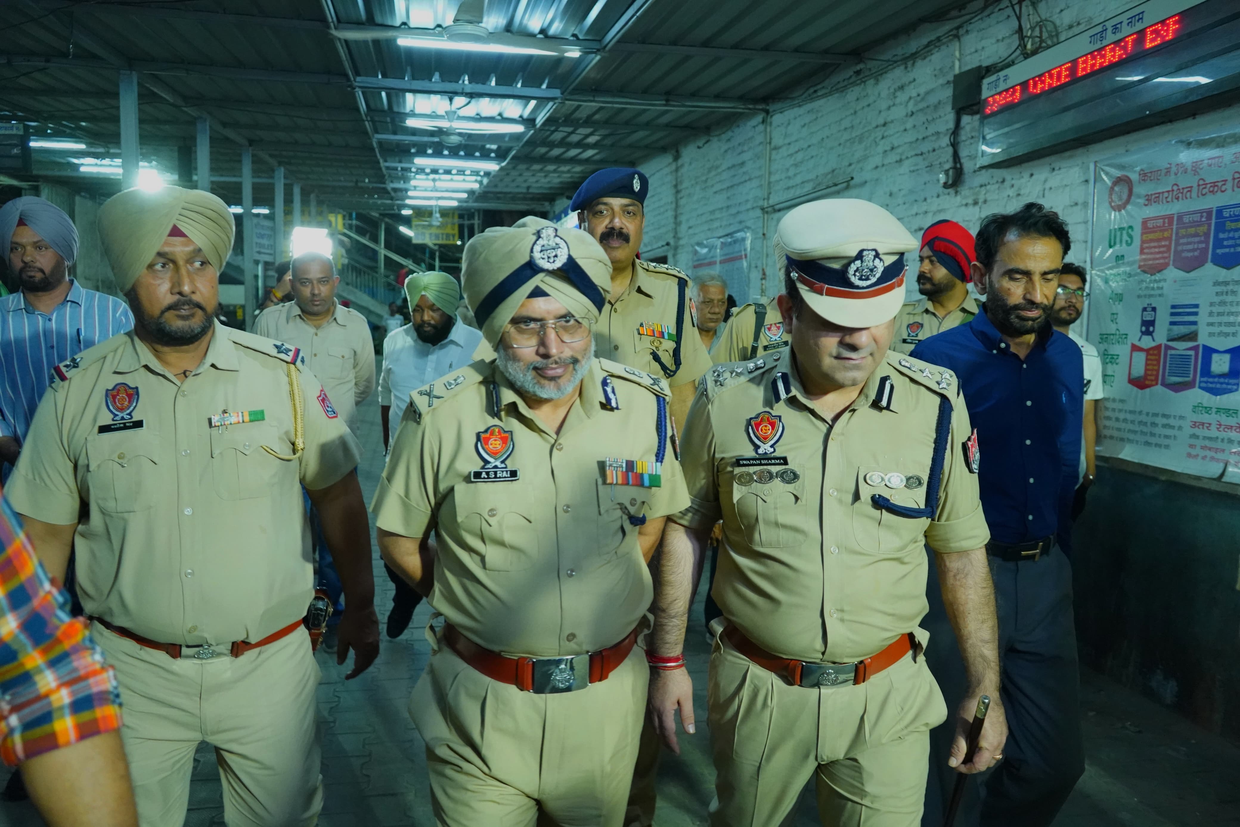 Punjab Police conducts midnight night domination